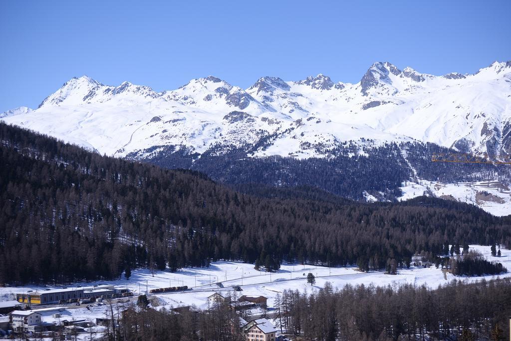 Hotel Schweizerhof Pontresina Rum bild